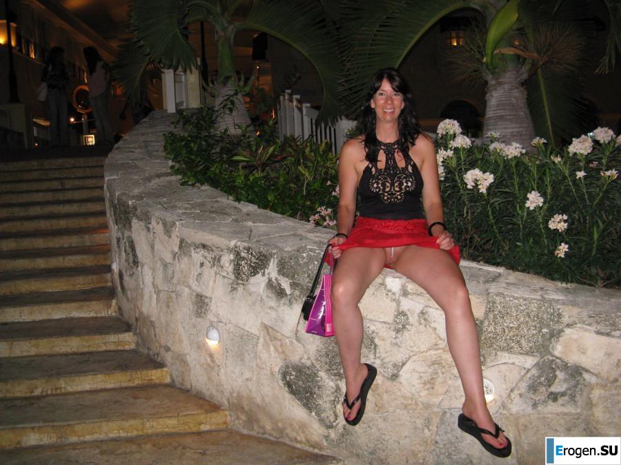 Milf. Part 3. Slide 42