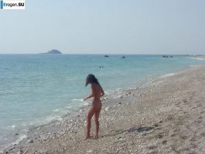Beauty at a resort in Italy. Thumb 6