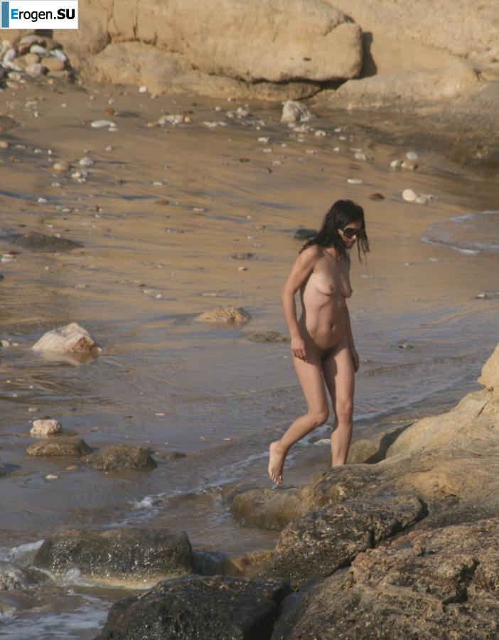 And again, hippies. Now on the beach. Slide 4