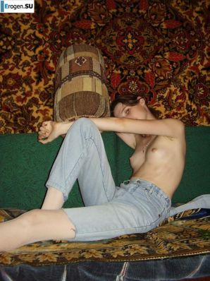 Home photos of a Ukrainian girl. Part 2. Thumb 16