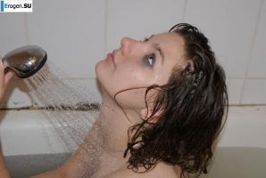 The girl in the bathroom plays with wax. Part 2. Thumb 11