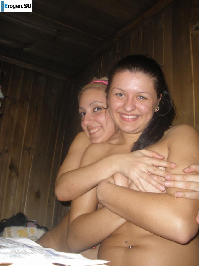 Amateur lesbians. Photo 7