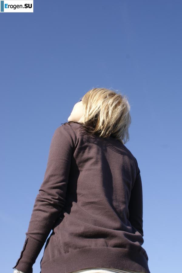 Beautiful Blonde. Part 2. Slide 13