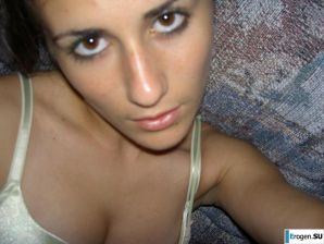 A beautiful Bulgarian poses at home and on the beach. Thumb 15