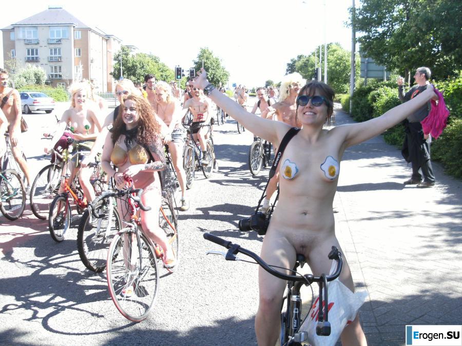 Naked bike rides. Part 3. Photo 28