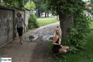Nastya from Samara walks around the city and shows herself. Part 10. Thumb 19
