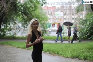 Nastya from Samara walks around the city and shows herself. Part 12. Thumb 33