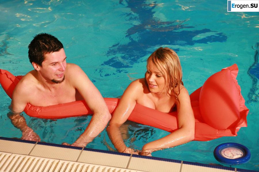 Czech nudists in the pool. Part 2. Slide 29