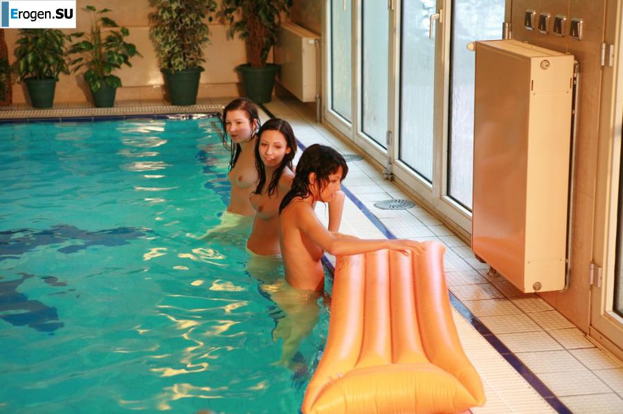 Czech nudists in the pool. Part 2. Slide 30