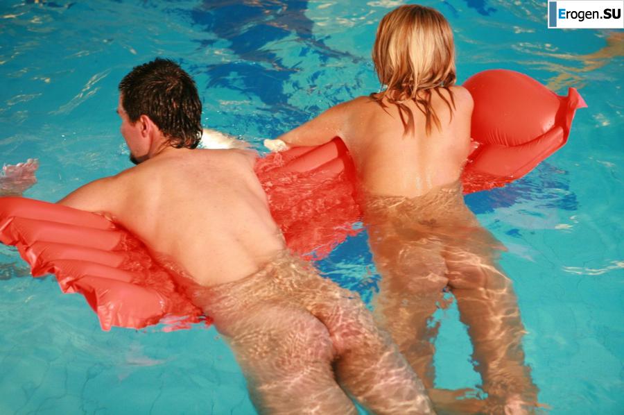 Czech nudists in the pool. Part 2. Slide 38