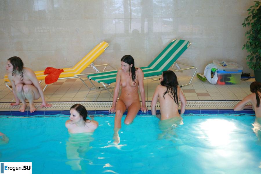 Czech nudists in the pool. Part 2. Slide 9