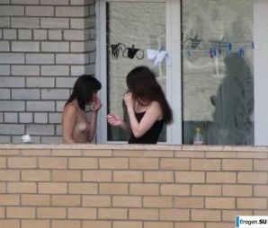 упс сиськи засветила. Часть 2. Эскиз 33