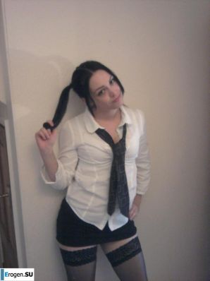 Pretty brunette in stockings. Part 2. Thumb 20