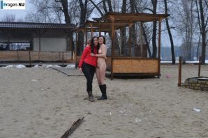 Ukrainian nudists in winter. Thumb 5