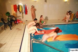 Czech nudists in the pool. Part 3. Thumb 22