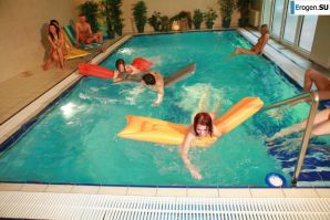 Czech nudists in the pool. Part 3. Thumb 33