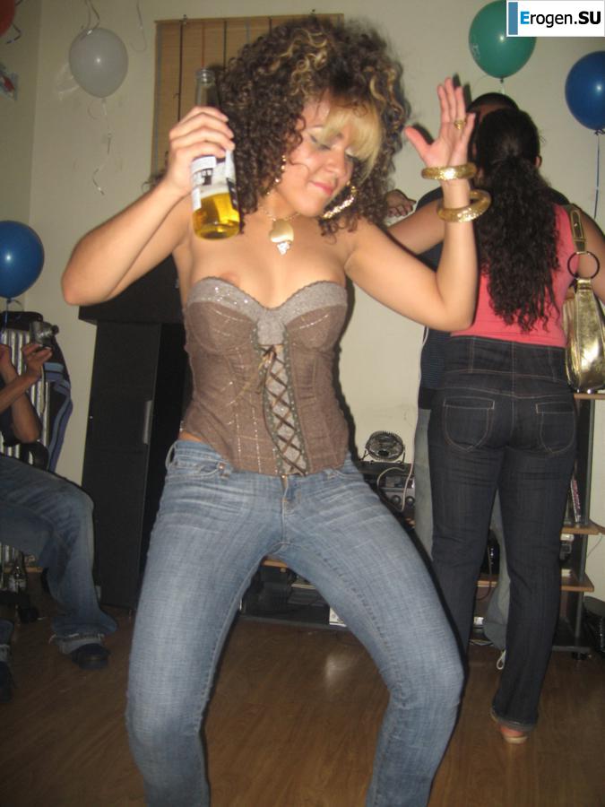 oops boobs lit up. Part 6. Photo 7