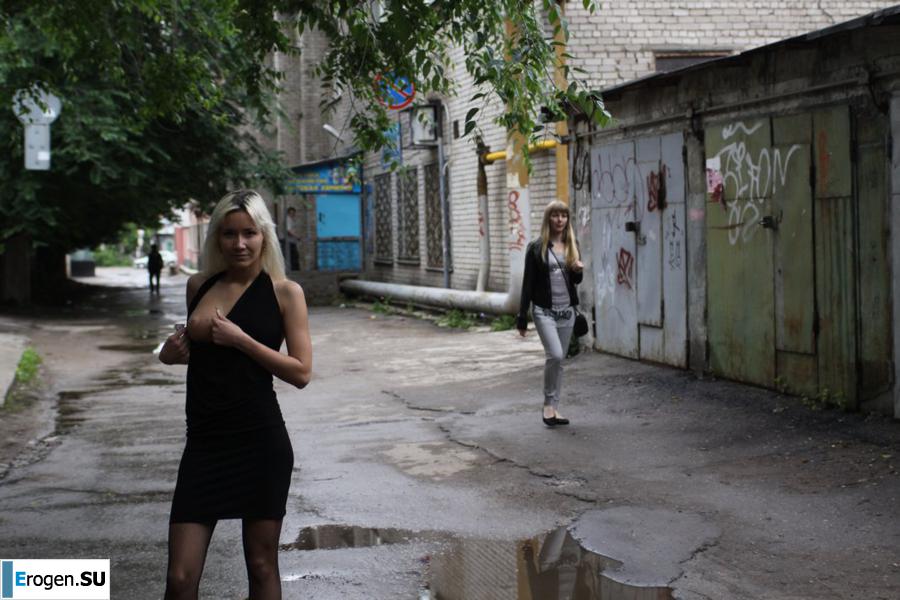 Nastya from Samara walks around the city and shows herself. Part 19. Slide 2