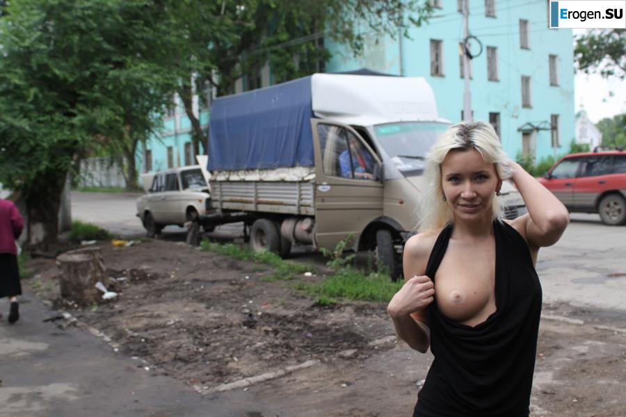 Nastya from Samara walks around the city and shows herself. Part 19. Slide 6