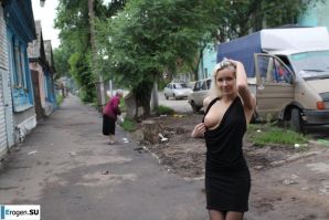 Nastya from Samara walks around the city and shows herself. Part 19. Thumb 7