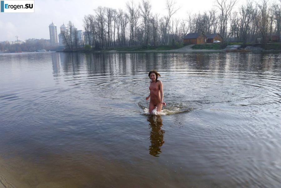 Ukrainian nudists in winter. Part 5. Photo 21