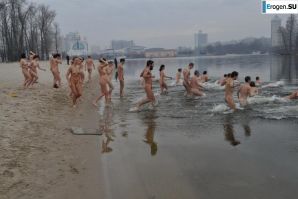 Ukrainian nudists in winter. Part 6. Thumb 7