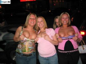 Public Nudity. Part 6. Thumb 11