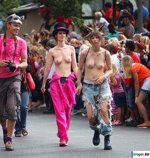 Public Nudity. Part 6. Thumb 30