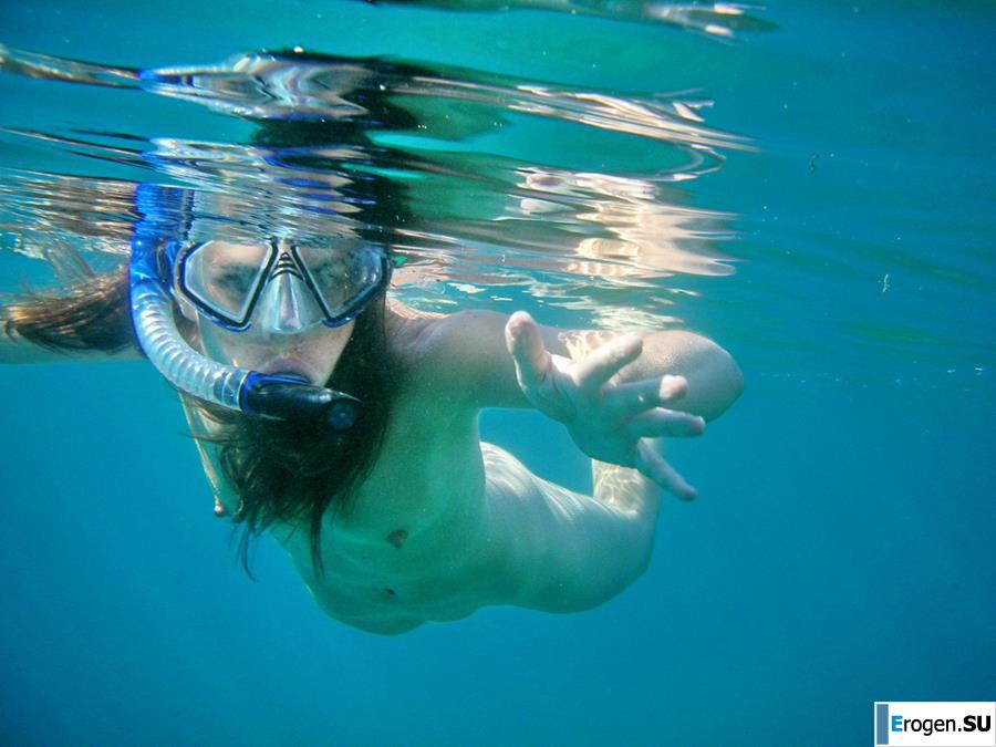 underwater girls. Photo 21