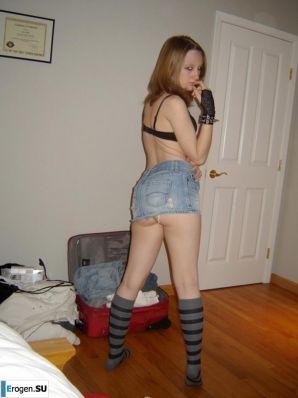 Amateur filming of naked girls. Thumb 10