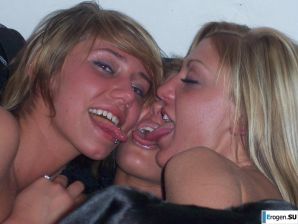 Three Lesbian Friends. Part 2. Thumb 8
