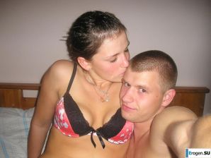 Young wife. Thumb 5
