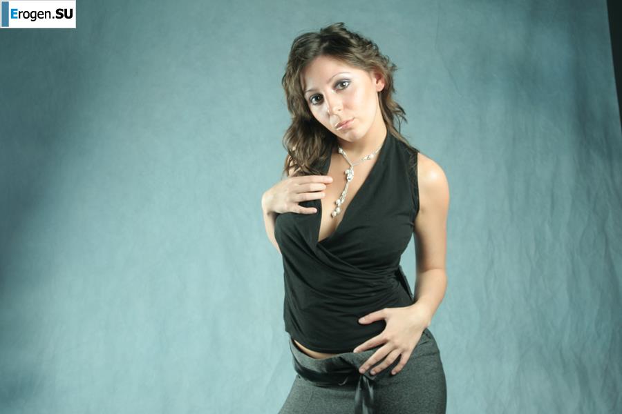 Charming brunette in a home and studio photo shoot. Part 2. Photo 29
