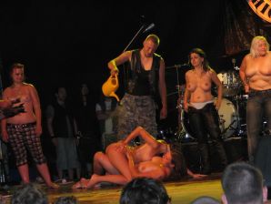 Tits and some pussies at rock concerts. Part 3. Thumb 32