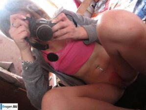 The girl loves to photograph her pussy. Thumb 51
