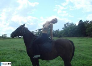 Rider. Thumb 10