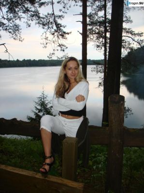 Карина шалунишка. Эскиз 26