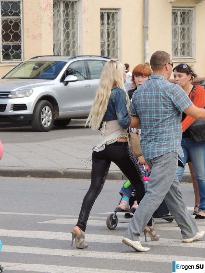 Девушки в леггинсах. Фото 19