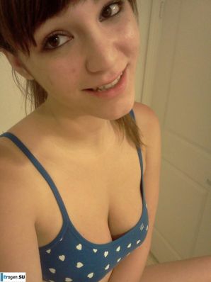 Selfies. Thumb 28