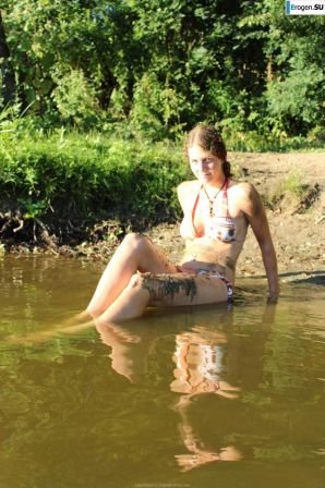 naked girls on the lake. Part 2. Thumb 13