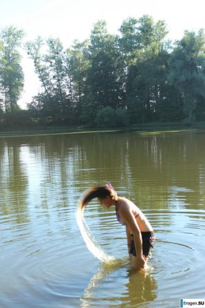 naked girls on the lake. Part 3. Thumb 9