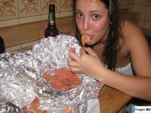Russian newlyweds in a wedding sex tour. Thumb 39
