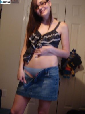 posing in front of a girlfriend. Part 3. Thumb 39