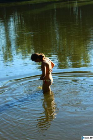 naked girls on the lake. Part 7. Thumb 14