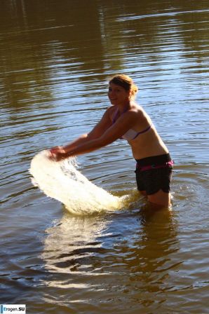 naked girls on the lake. Part 7. Thumb 9