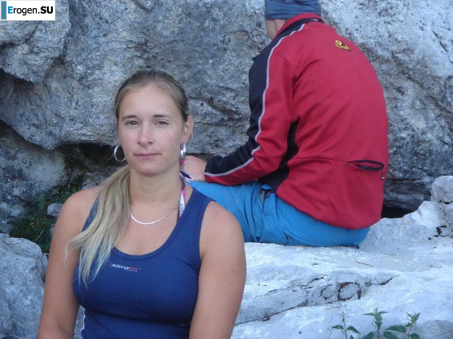 tourists and nudists in one bottle. Photo 6