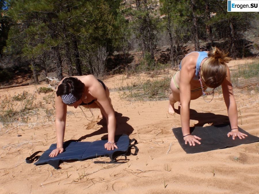 crazy girls in the canyon. Slide 3
