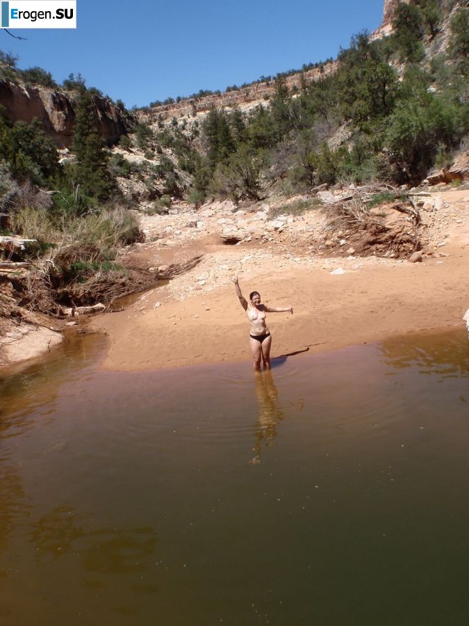 crazy girls in the canyon. Slide 7