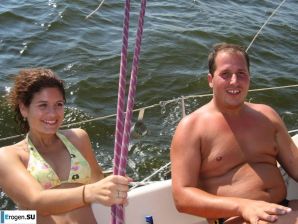 from the yacht to the beach, and then to the pool. Thumb 12