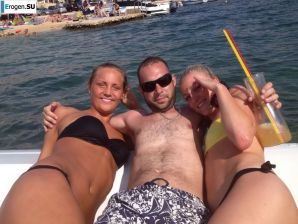 lecherous parties on the beach. Thumb 39